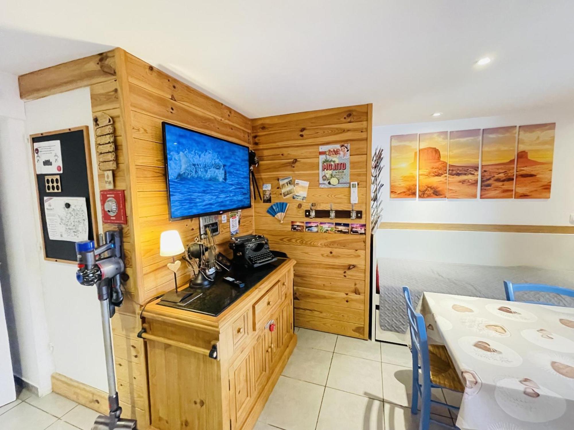 Le Lodge Spa Saint-Laurent-d’Andenay Kültér fotó