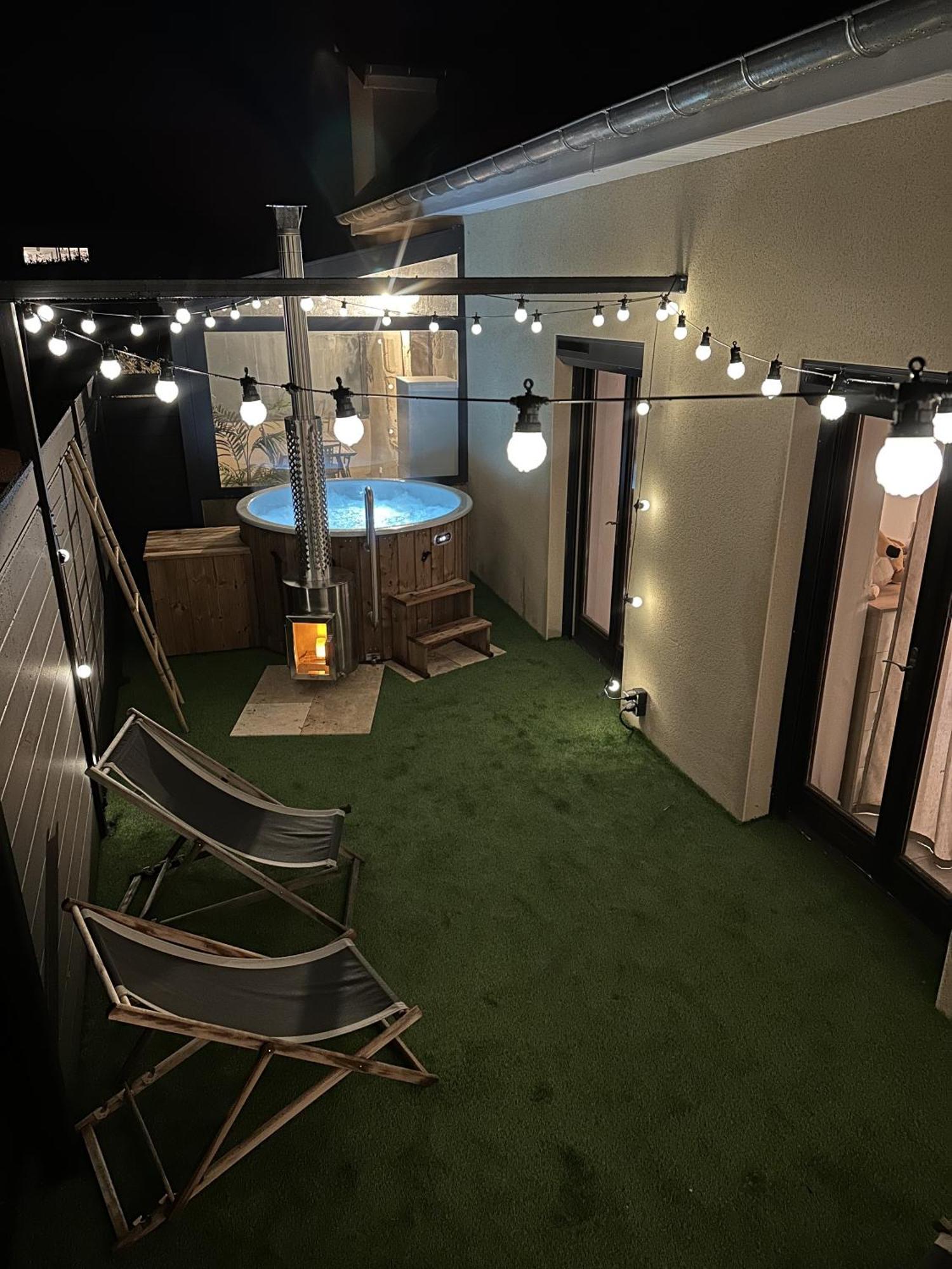 Le Lodge Spa Saint-Laurent-d’Andenay Kültér fotó